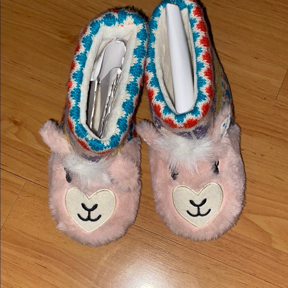 Girl’s Toddler 11/12 Pink-Multicolor Booties/Slippers. NWOT.